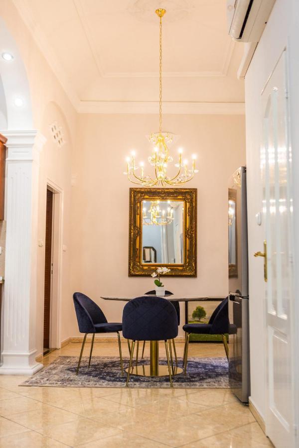 Luxury Downtown 3 Bedroom Apartment By Synagoge With Beautiful View Budapest Exterior foto